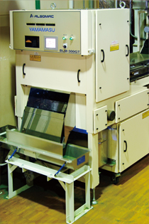 7.守【まもる】製品の安全性は私たちの基本です。そのために、何重ものチェックが必要になります。